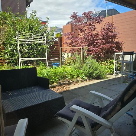 Garden Eden Apartment Freienbach ภายนอก รูปภาพ