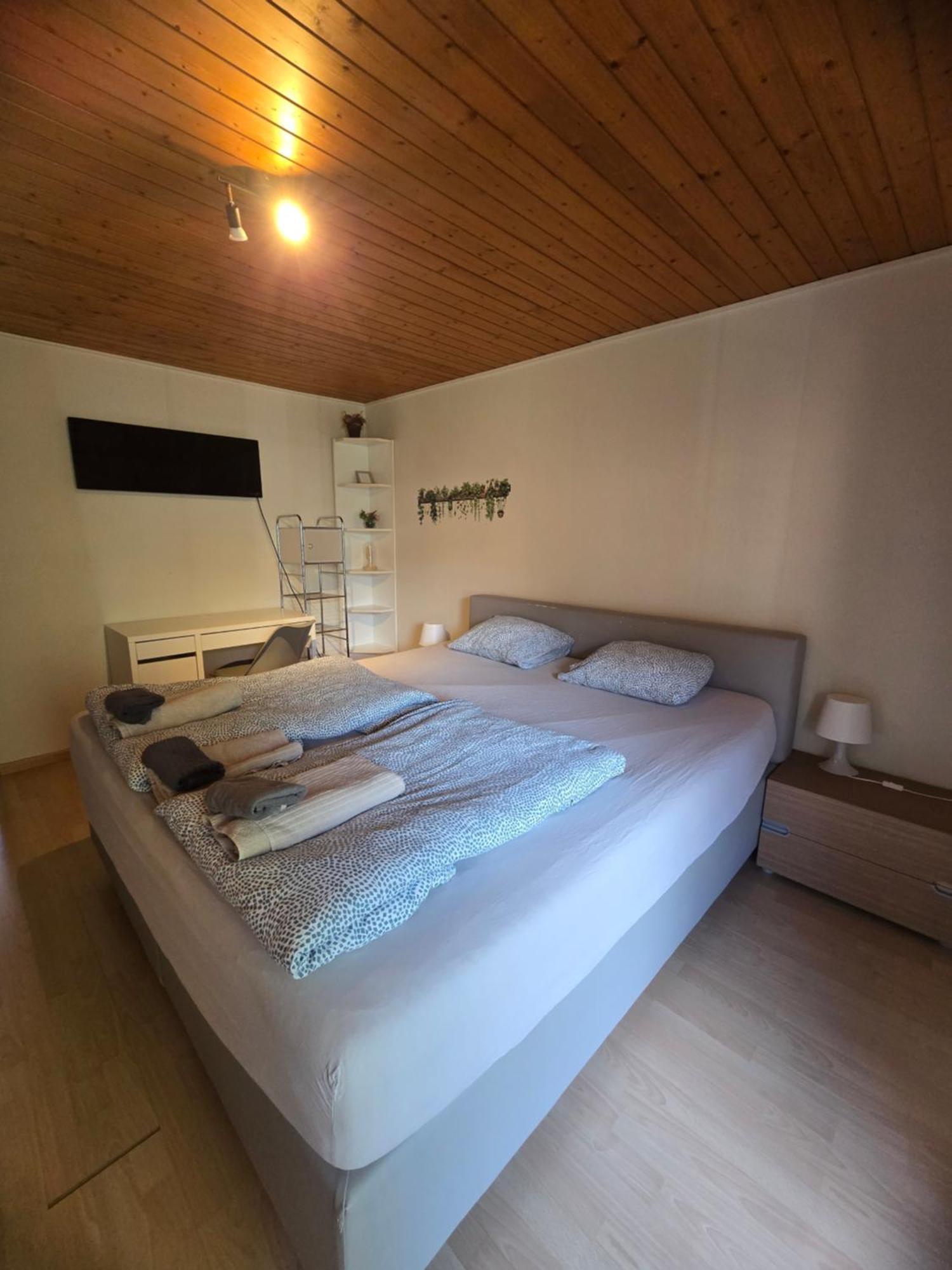 Garden Eden Apartment Freienbach ภายนอก รูปภาพ